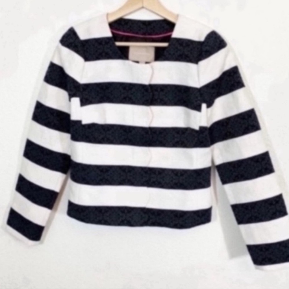 Banana Republic l Scalloped Parisian Jacket